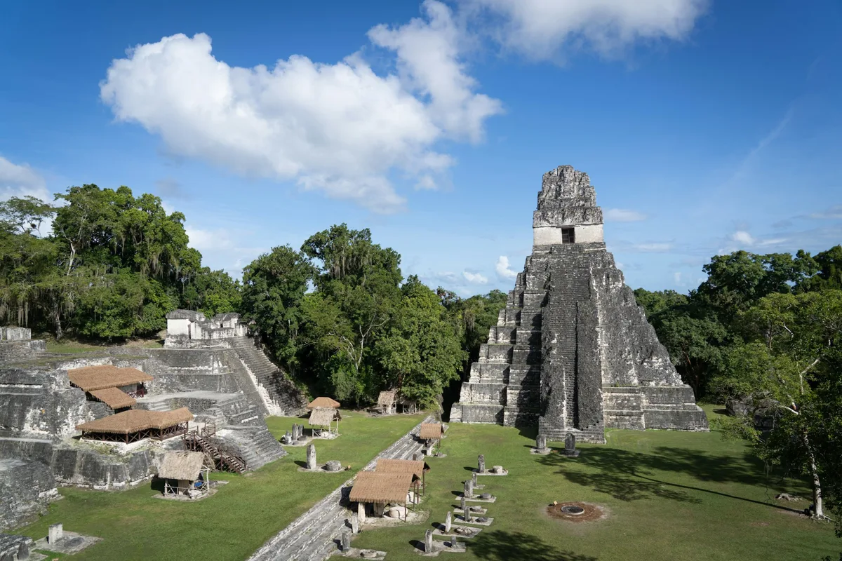 Tikal y Petén
